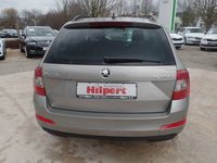 Gebraucht Skoda Octavia Solution 150 PS (110 kW) 2015 Beige metallic Kombi