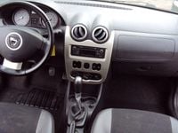 Gebraucht Dacia Logan MCV Lauréate 84 PS (61 kW) 2012 Blau Kombi