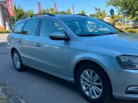 Gebraucht VW Passat 140 PS (102 kW) 2013 Silber Kombi