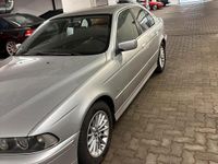 Gebraucht BMW 525 192 PS (141 kW) 2003 Silber Limousine