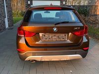 Gebraucht BMW X1 xLine 143 PS (105 kW) 2012 Braun SUV