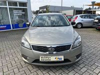 gebraucht Kia Ceed Ceed /1.4 CVVT Attract