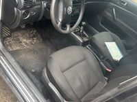 Gebraucht VW Passat 131 PS (96 kW) 2003 Schwarz Kombi