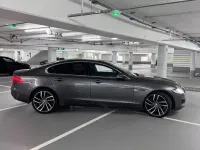Gebraucht Jaguar XF Prestige 300 PS (220 kW) 2017 Grau Limousine