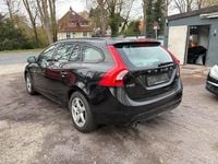 Gebraucht Volvo V60 150 PS (110 kW) 2016 Schwarz Kombi
