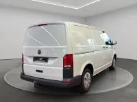 Second-hand VW Transporter 110 CP (80 kW) 2023 Alb Van