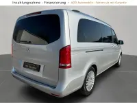 Gebraucht Mercedes V220 Edition 163 PS (119 kW) 2016 Silber Van / Kleinbus