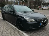 Gebraucht BMW 523 190 PS (139 kW) 2008 Schwarz Kombi