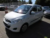 Gebraucht Hyundai i10 Edition 69 PS (50 kW) 2013 Weiß Kleinwagen