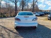 Gebraucht Mazda 3 Exclusive-Line 105 PS (77 kW) 2010 Weiß Limousine