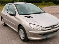 Gebraucht Peugeot 206 60 PS (44 kW) 2005 Gold Kleinwagen