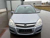 Gebraucht Opel Astra Edition 90 PS (66 kW) 2008 Silber Limousine