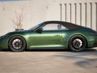 Neu Porsche 992 541 PS (397 kW) 2026 Grün Cabrio