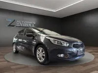 Usado Kia Ceed DREAM-TEAM Edition 128 CV (94 kW) 2015 Gris Utilitario