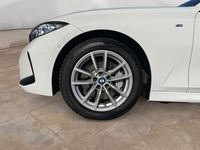 Gebraucht BMW 330 M Sport 286 PS (210 kW) 2025 Alpinweiß uni Kombi