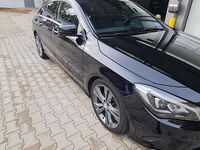 Gebraucht Mercedes CLA200 Shooting Brake 136 PS (100 kW) 2017 Schwarz Kombi