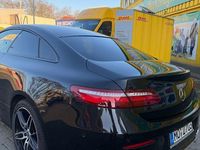 Gebraucht Mercedes E220 AMG line 194 PS (142 kW) 2018 Schwarz Coupé