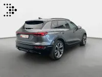 Gebraucht Audi Q6 e-tron Performance 225 kW (306 PS) 2025 Daytonagrau perleffekt SUV