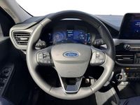Gebraucht Ford Kuga Titanium 179 PS (131 kW) 2024 Solar silver metallic SUV