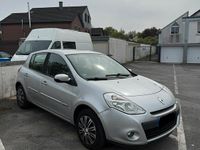 Gebraucht Renault Clio III 75 PS (55 kW) 2011 Grau Kleinwagen
