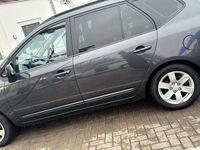 Gebraucht Kia Carens 144 PS (105 kW) 2008 Schwarz Van / Kleinbus