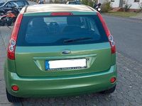 Gebraucht Ford Fiesta 80 PS (58 kW) 2008 Grün Kleinwagen