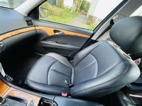 Gebraucht Mercedes E200 184 PS (135 kW) 2006 Beige Limousine