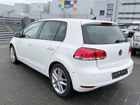 Gebraucht VW Golf VII Style 105 PS (77 kW) 2012 Weiß Limousine