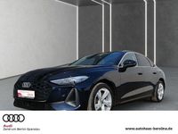 Second-hand Audi A5 Sport 204 CP (150 kW) 2025 Albastru Berlinǎ