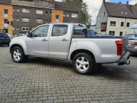 Second-hand Isuzu D-Max 163 CP (119 kW) 2015 Argintiu SUV