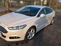 Gebraucht Ford Mondeo Titanium 179 PS (131 kW) 2017 Weiß Limousine