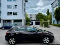Occasion Opel Astra 140 ch (102 kW) 2013 Marron Berline
