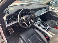 Gebraucht Audi SQ8 Ambiente 507 PS (372 kW) 2021 Carraraweiß SUV