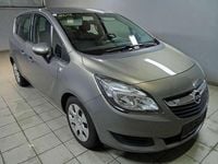 Gebraucht Opel Meriva Selection 95 PS (69 kW) 2016 Muskatgrau/muskat braun(m2) Van / Kleinbus