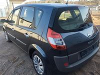 Gebraucht Renault Mégane II Dynamique 113 PS (83 kW) 2005 Schwarz Limousine