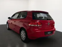 Gebraucht VW Golf Trendline 80 PS (58 kW) 2010 Rot Coupé