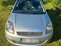 Gebraucht Ford Fiesta 60 PS (44 kW) 2007 Silber Kleinwagen