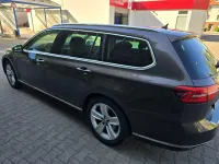 Gebraucht VW Passat 140 PS (102 kW) 2017 Braun Kombi