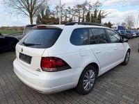 Gebraucht VW Golf VI Match 105 PS (77 kW) 2013 Weiß Kleinwagen