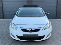 Usado Opel Astra 110 HP (80 kW) 2012 Branco Carrinha