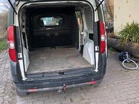 Gebraucht Fiat Doblò 95 PS (69 kW) 2012 Grün Van / Kleinbus