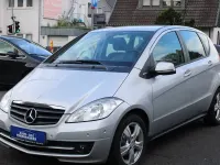 Gebraucht Mercedes A160 95 PS (69 kW) 2011 Silber Kleinwagen