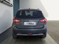 Gebraucht Suzuki SX4 140 PS (102 kW) 2019 Grau Limousine