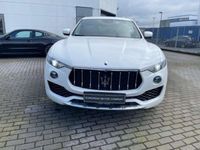 gebraucht Maserati Levante SQ4/Schiebedach/Anhängerkupplung