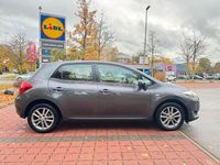Gebraucht Toyota Auris 99 PS (72 kW) 2008 Grau Kleinwagen