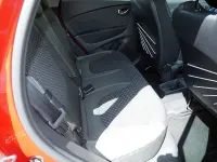 Gebraucht Renault Captur Intens 120 PS (88 kW) 2017 Rot / dezirrot (metallic) SUV