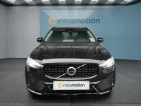 Gebraucht Volvo XC60 Plus 197 PS (144 kW) 2023 Schwarz SUV