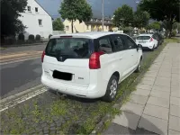 Gebraucht Peugeot 5008 115 PS (84 kW) 2013 Weiß Van / Kleinbus
