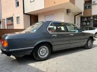 Gebraucht BMW 725 150 PS (110 kW) 1983 Grau Limousine