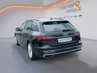 Gebraucht Audi A4 Advanced Plus 163 PS (119 kW) 2023 Schwarz Kombi